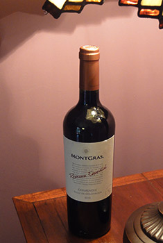 MontGras Reserva Carmenère