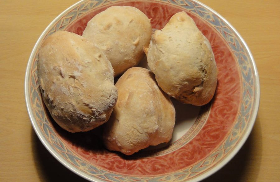 Read more about the article Pizza Dough Rolls